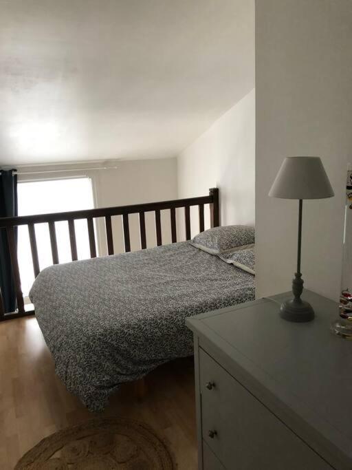 Appartement En Duplex Avec Parking Et Jardinet บัวร์ ภายนอก รูปภาพ